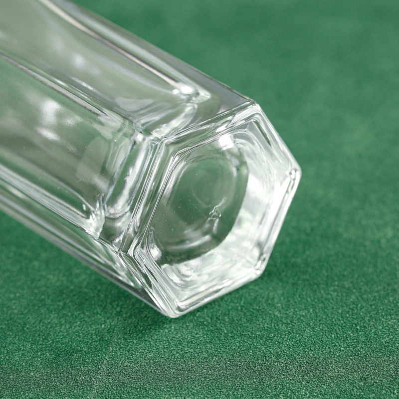types of glass bottles material